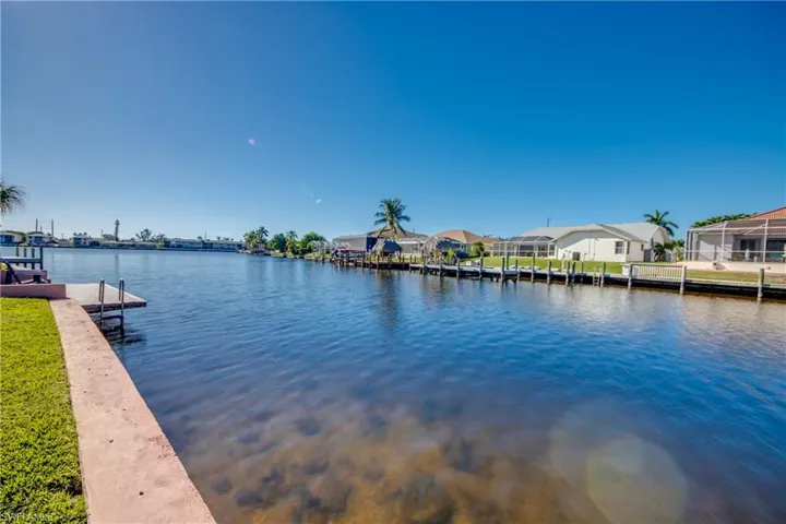 4532 SW 1st  PL, Cape Coral, FL 33914