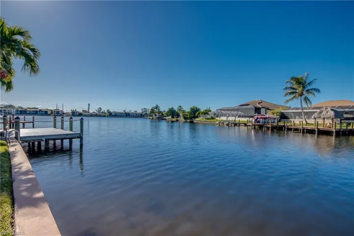 4532 SW 1st  PL, Cape Coral, FL 33914
