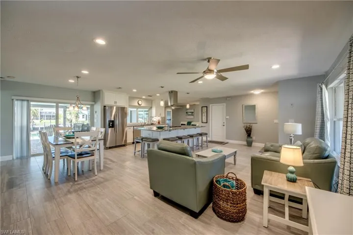 4532 SW 1st  PL, Cape Coral, FL 33914