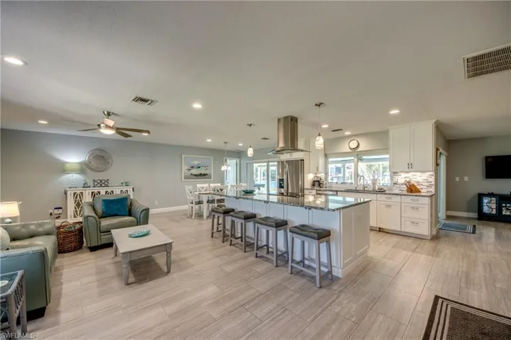 4532 SW 1st  PL, Cape Coral, FL 33914