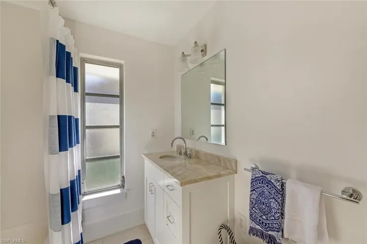 239 Torrey Pines Pt, Naples, Florida 34113
