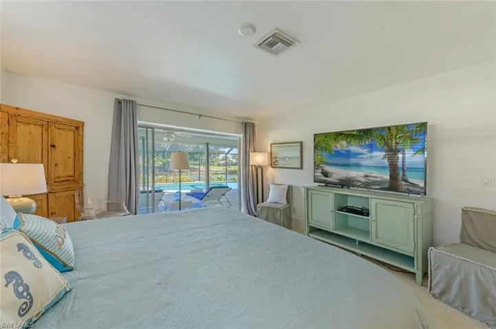 239 Torrey Pines Pt, Naples, Florida 34113