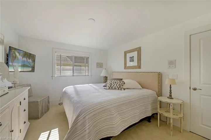 239 Torrey Pines Pt, Naples, Florida 34113