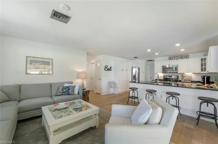 239 Torrey Pines Pt, Naples, Florida 34113