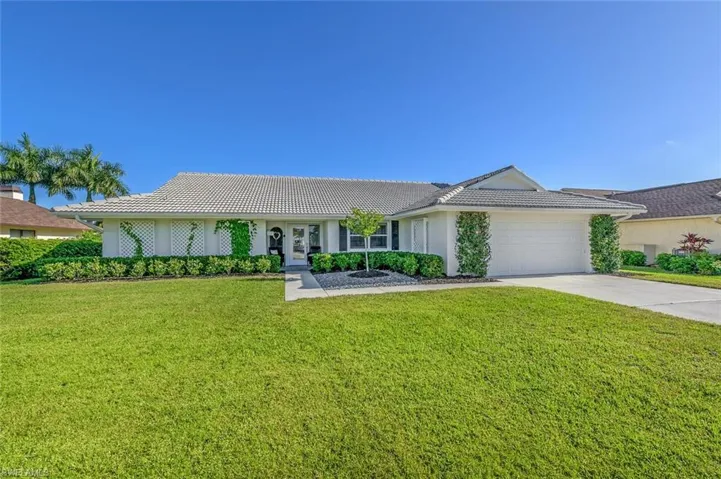 239 Torrey Pines Pt, Naples, Florida 34113