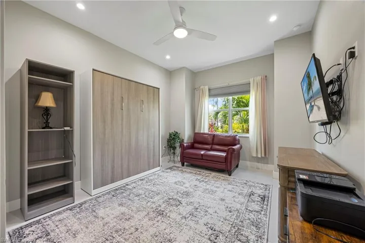 bedroom/Sitting room featuring recessed lighting and ceiling fan