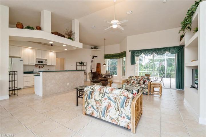 8340 Southwind Bay CIR, FORT MYERS FL 33908