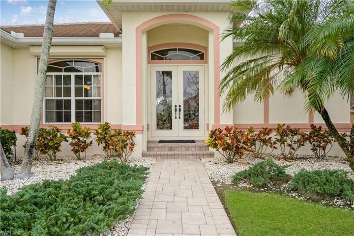8340 Southwind Bay CIR, FORT MYERS FL 33908