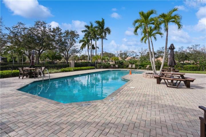 8340 Southwind Bay CIR, FORT MYERS FL 33908