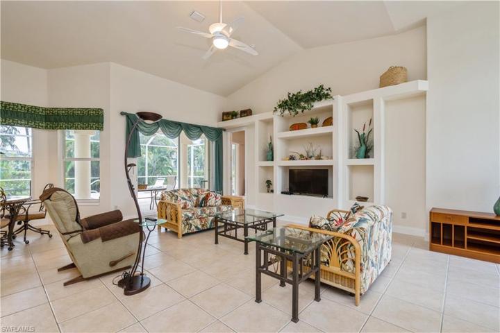 8340 Southwind Bay CIR, FORT MYERS FL 33908