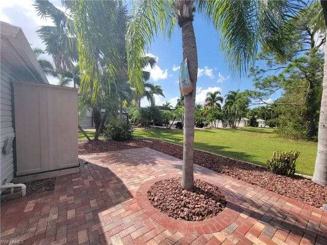 5770  Cypresswoods Resort  DR, Fort Myers, FL 33905