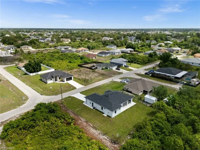 3319 30th St Sw, Lehigh Acres, Florida 33976