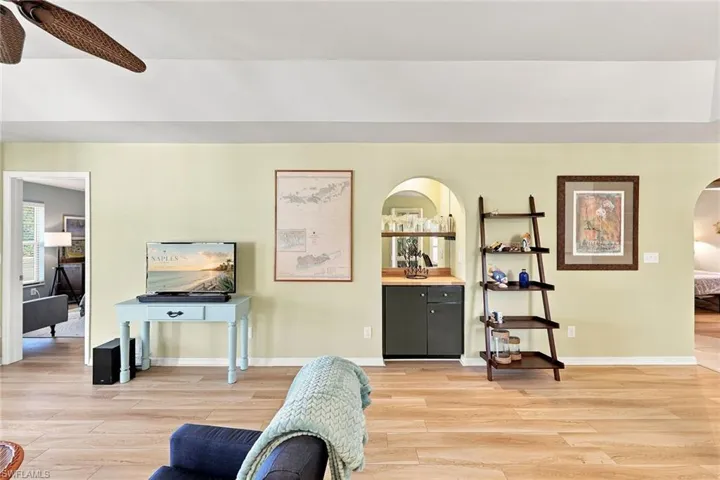 605 Augusta Blvd 11, Naples, Florida 34113