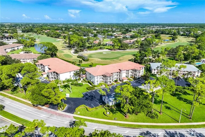 605 Augusta Blvd 11, Naples, Florida 34113