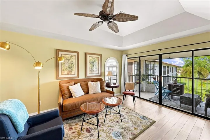 605 Augusta Blvd 11, Naples, Florida 34113