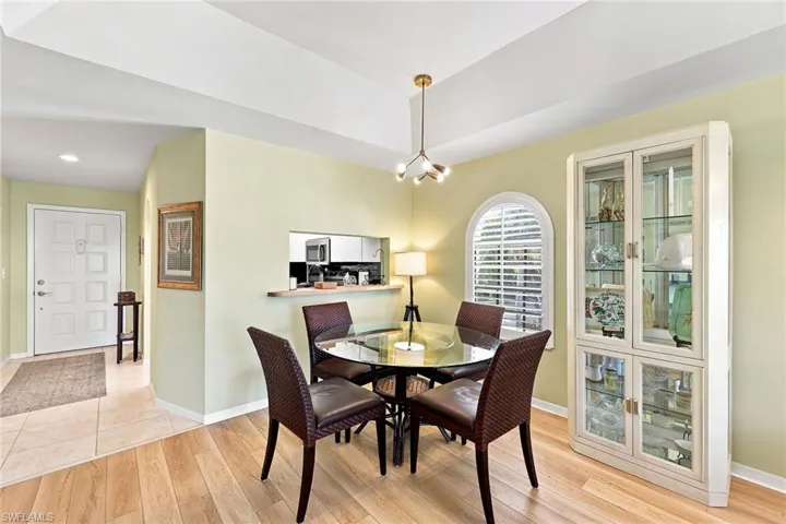 605 Augusta Blvd 11, Naples, Florida 34113