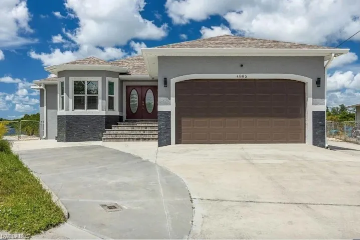 4885 E Riverside  DR, Fort Myers, FL 33905
