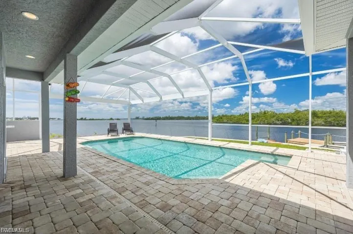 4885 E Riverside  DR, Fort Myers, FL 33905