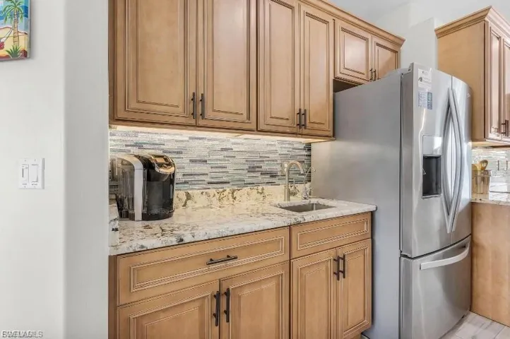 4885 E Riverside  DR, Fort Myers, FL 33905