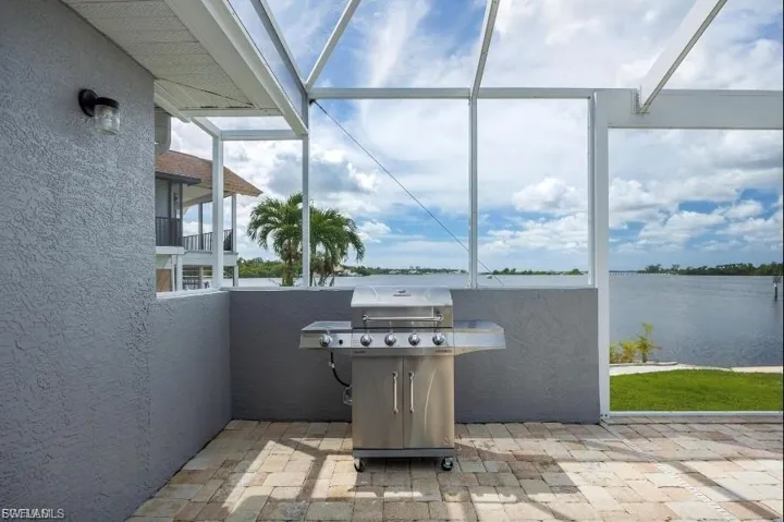 4885 E Riverside  DR, Fort Myers, FL 33905