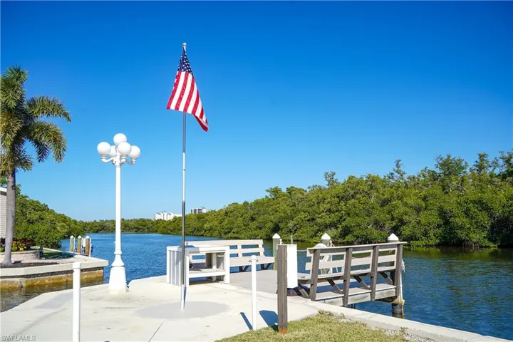 Cocohatchee River minutes to the gulf