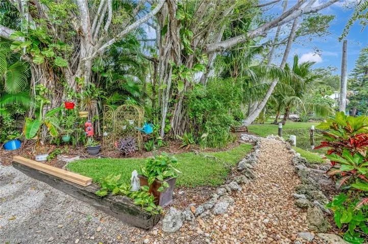 Garden path