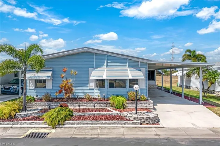 Welcome Home! to beautiful Horizon Village where you own your land and pay only $300/month!