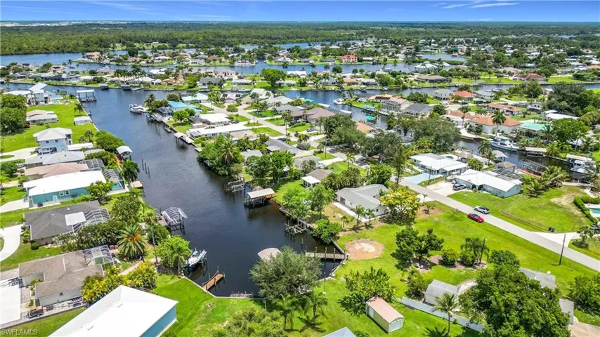 2137 Saint Croix Ave, Fort Myers, Florida 33905