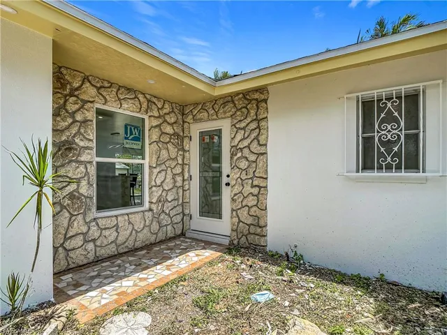 2137 Saint Croix Ave, Fort Myers, Florida 33905