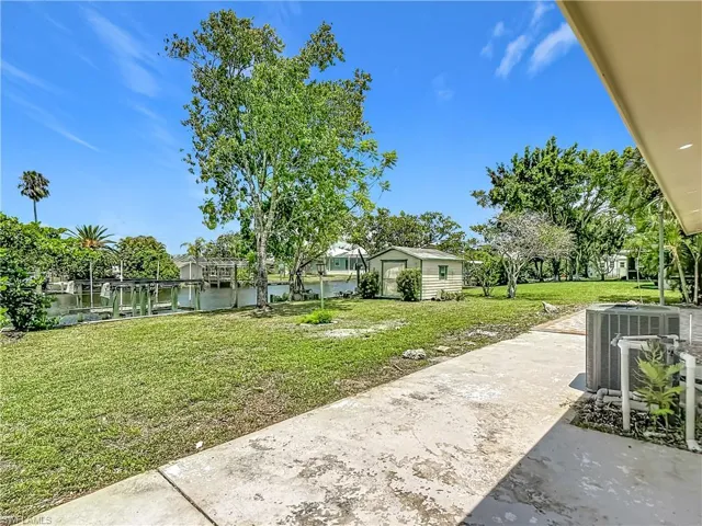 2137 Saint Croix Ave, Fort Myers, Florida 33905
