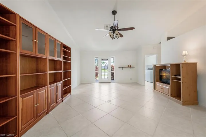 889  Charlemagne  BLVD, Naples, FL 34112