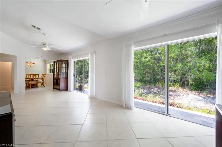889  Charlemagne  BLVD, Naples, FL 34112