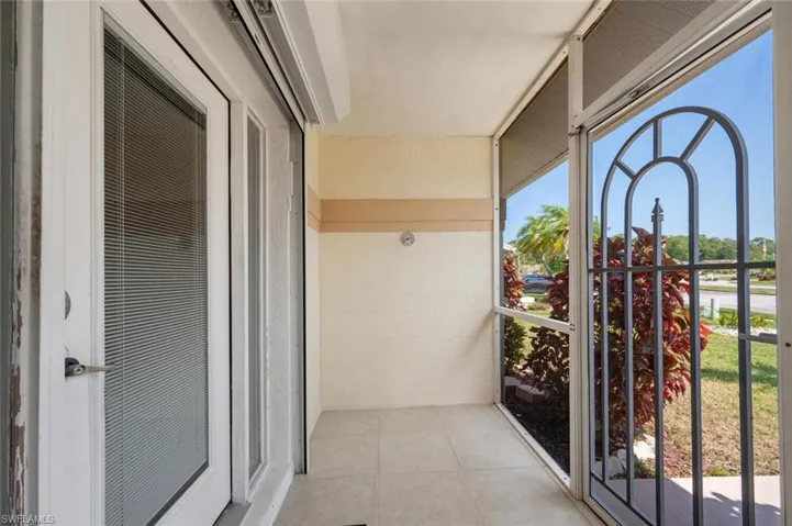 889  Charlemagne  BLVD, Naples, FL 34112