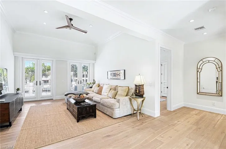 1888  6th S ST, Naples, FL 34102