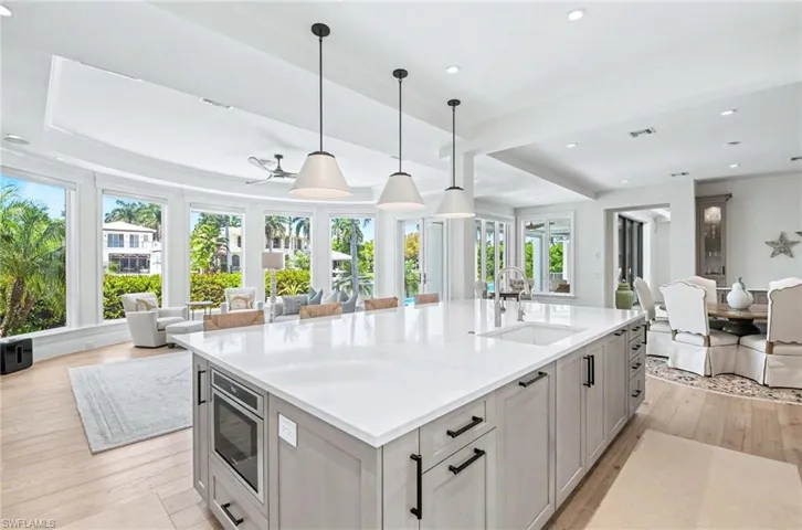 1888  6th S ST, Naples, FL 34102