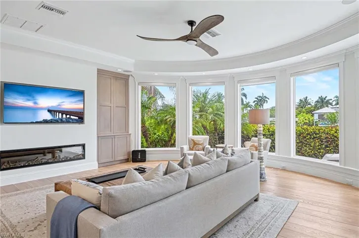 1888  6th S ST, Naples, FL 34102