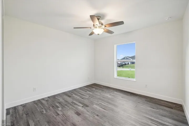 22 NW 25th  TER, Cape Coral, FL 33993