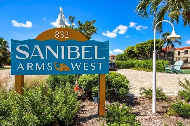 Sanibel Arms West