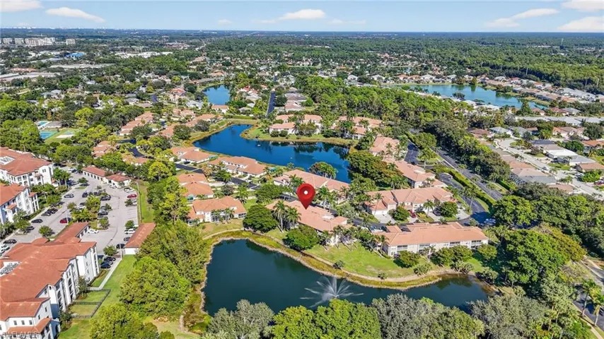 354 Dover Pl # 202, Naples, Florida 34104