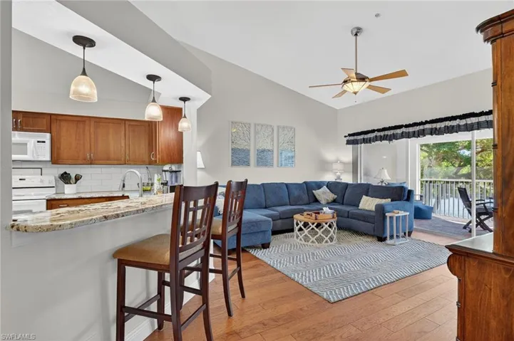 354 Dover Pl # 202, Naples, Florida 34104
