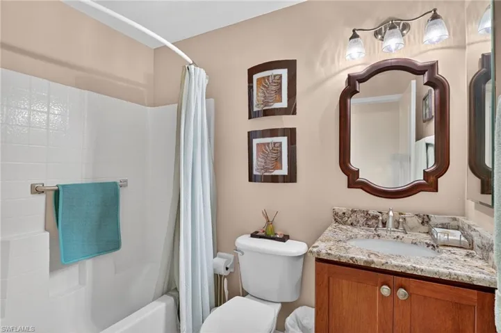 354 Dover Pl # 202, Naples, Florida 34104