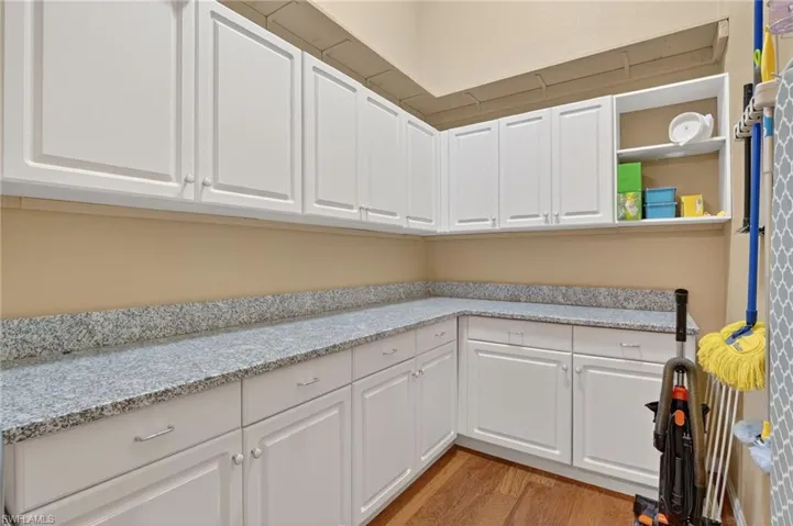 354 Dover Pl # 202, Naples, Florida 34104