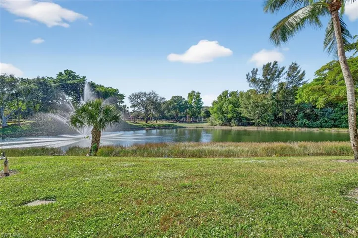 354 Dover Pl # 202, Naples, Florida 34104