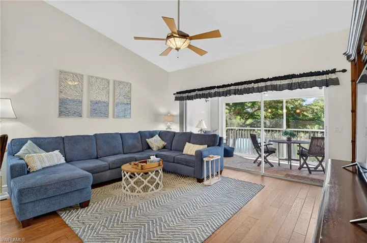 354 Dover Pl # 202, Naples, Florida 34104