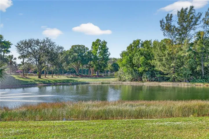 354 Dover Pl # 202, Naples, Florida 34104