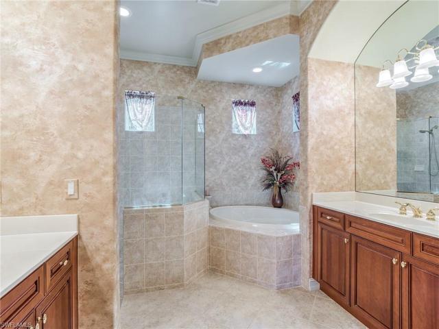 12506  Grandezza  CIR, Estero, FL 33928
