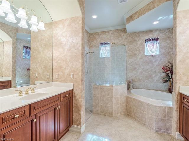12506  Grandezza  CIR, Estero, FL 33928