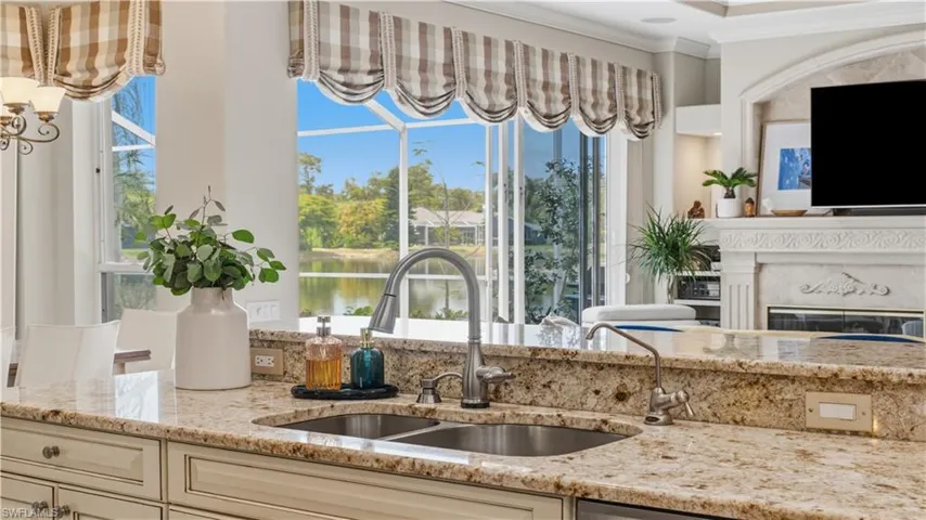 7661 Knightwing Cir, Fort Myers, Florida 33912