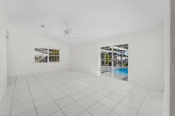 2304 Ne 23rd Pl, Cape Coral, Florida 33909