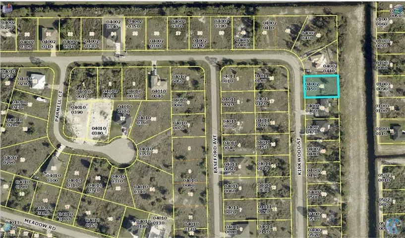 1049  Kirkwood  ST, Lehigh Acres, FL 33974